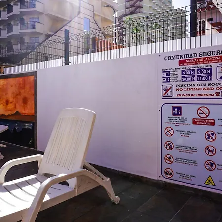 Apartmán Modern Close To The With Pool