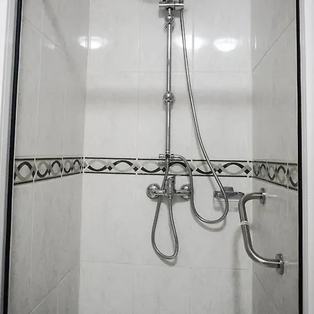 Apartmán Modern Close To The With Pool