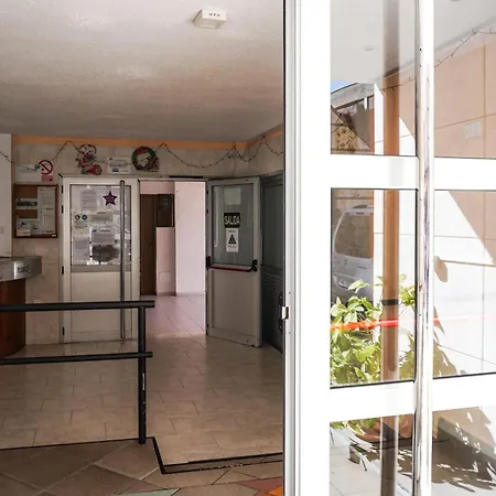 Apartmán Modern Close To The With Pool Puerto de la Cruz (Tenerife)