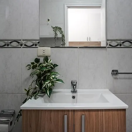 Modern Close To The With Pool Puerto de la Cruz (Tenerife)